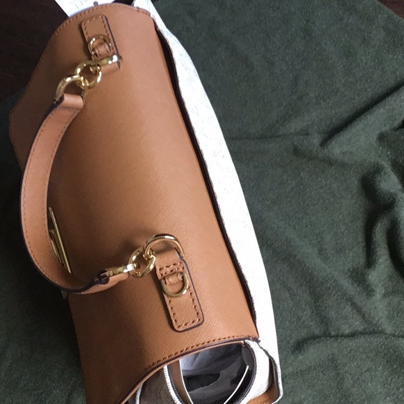 🆕Michael Kors Satchel Tina Size M Vanilla/Acrn - Picture 5 of 8